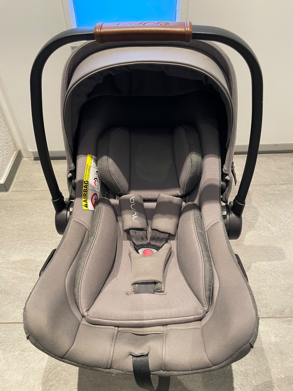 Nuna Seggiolini per auto: Autositz nuna pipa next inkl. Base – Usato da Weisslingen venduto da Froggy89 1