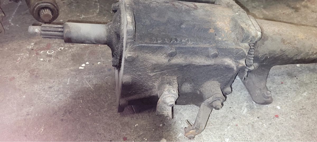 Ford Tutti pezzi di ricambio auto: Ford Getriebe – Usato da Ruswil venduto da LeandraR92 2