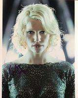 Tricia Helfer Autogramm Foto 20x25cm Battlestar Galactica
