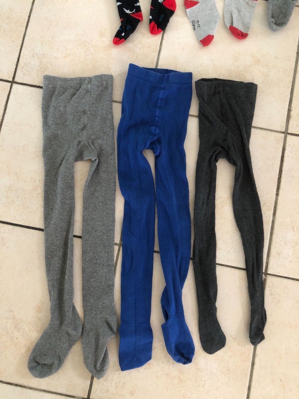 Collants & Leggings: 3 Strumpfhosen Gr.110/116 – D'occasion à Obergerlafingen par cabo4