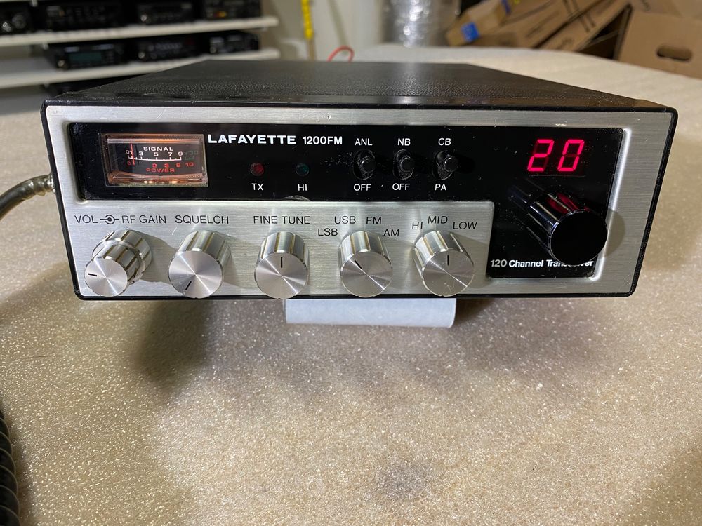Lafayette 1200FM 120CH AM/FM/SSB Kaufen auf Ricardo