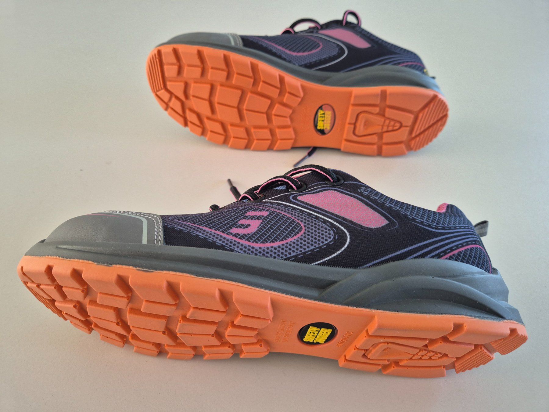 Scarpe da donna: Sicherheitschuh mit Stahlkappe Grösse 40 – Nuovo (secondo la descrizione) da Hirzel venduto da fboti 1