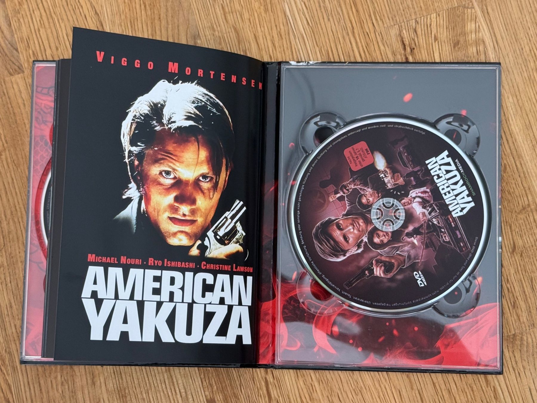 Tutti i DVDs: American Yakuza  Mediabook Cover E – Usato da Oftringen venduto da CatchMeIfYouCan68 2