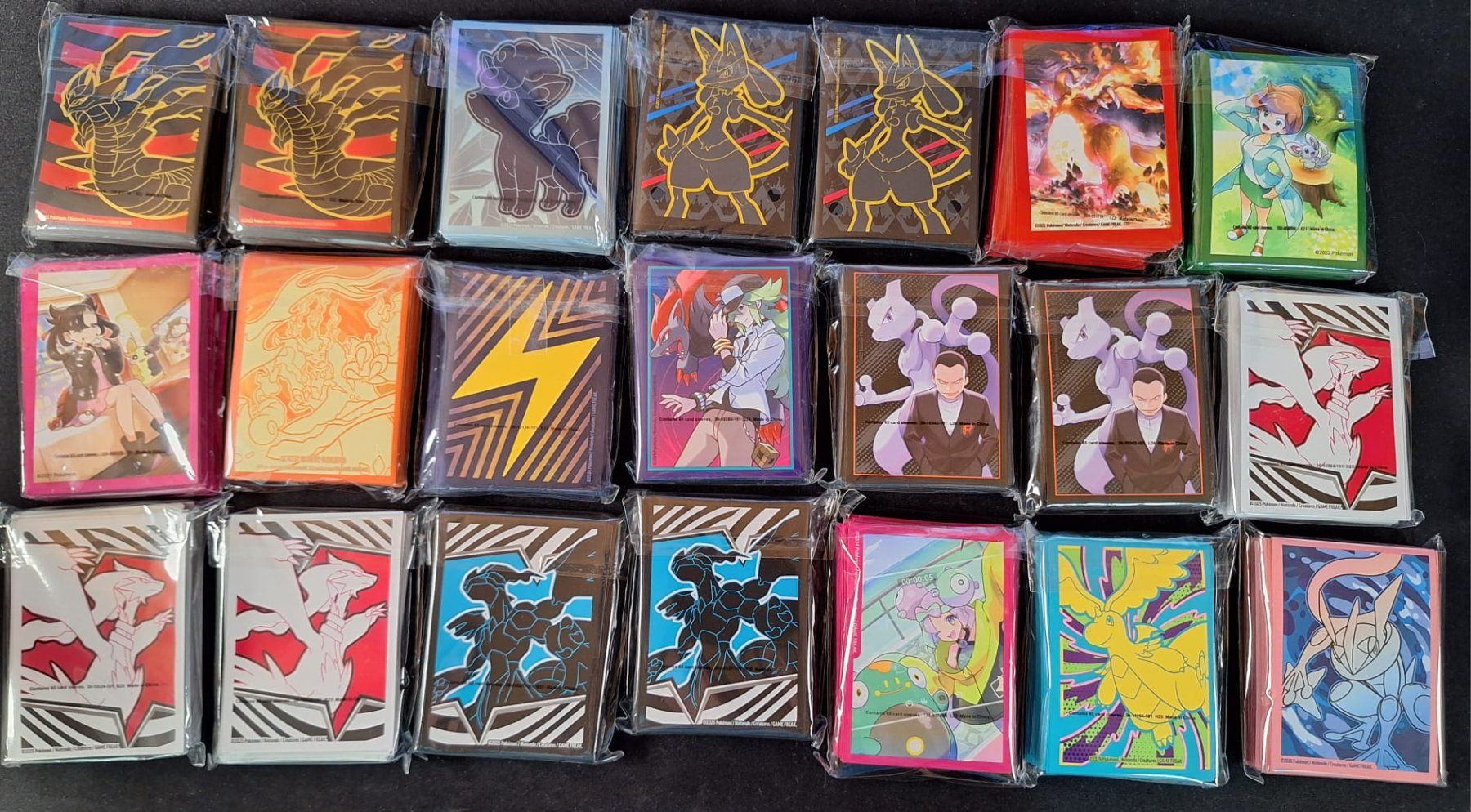 Pokémon Cartes à collectionner: Pokémon ETB, Hard & Penny Sleeve Collection – D'occasion à Andwil SG par popatus 2