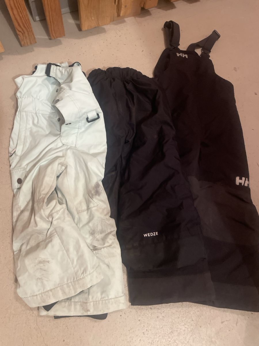 Pantaloni: 4x Skihosen Kinder 98/104 – Usato da Winterthur venduto da sLoerli