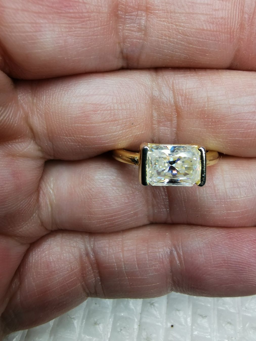 Anelli: Bague argent avec diamant de moissanite de 2 ct GRA – Nuovo e nell'imballaggio originale da Reconvilier venduto da Tsma67
