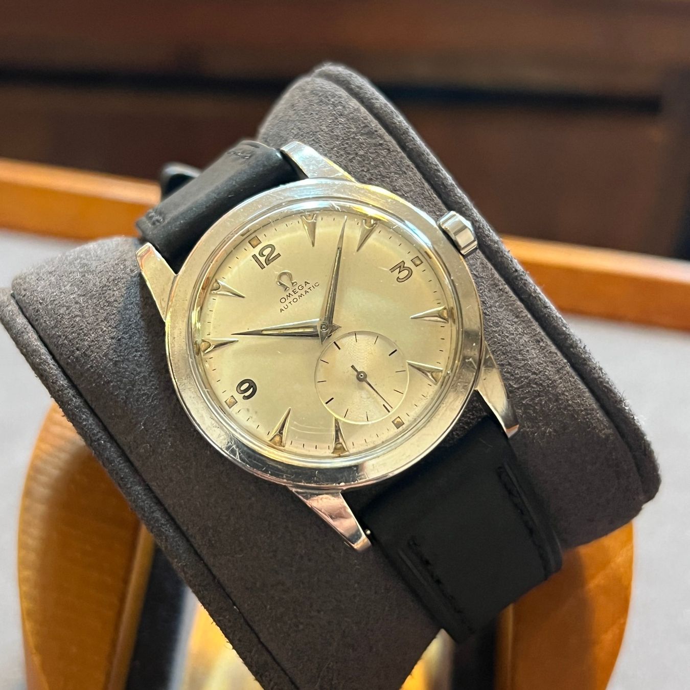 Omega Orologi: Omega Seamaster Vintage Automatic Bumper 2576-1 – Usato da Carouge GE venduto da Watchaser 7
