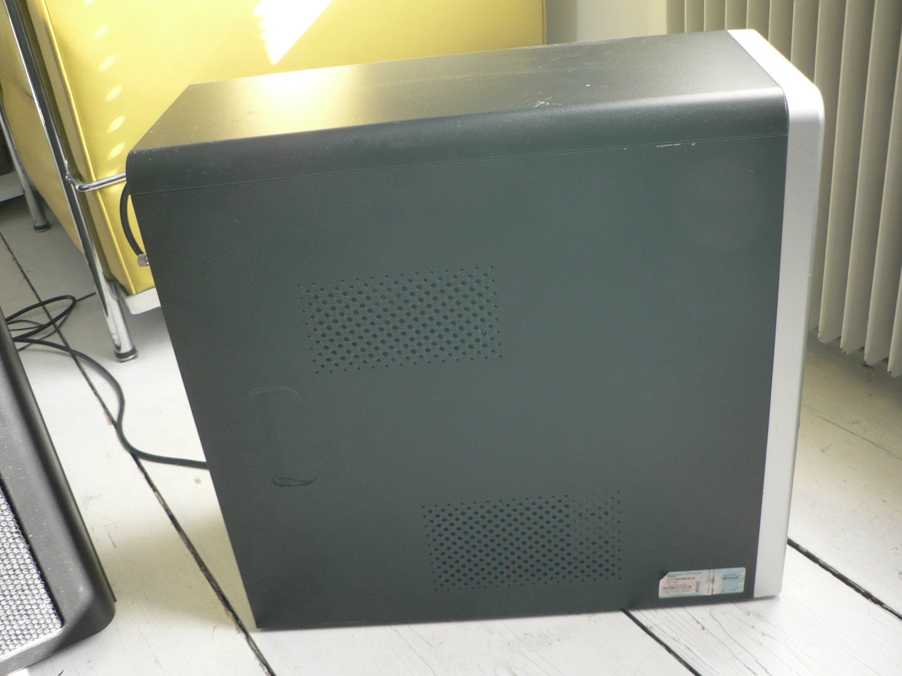 PCs: Desktop PC   Digitec  AMD  Atlohn II  Win 7 Home – D'occasion à Uerikon par Kdp529 4