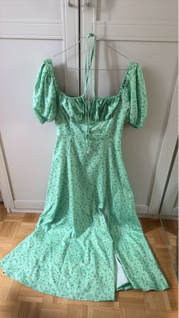 Sommerliches Minikleid mit Blumenmuster, Grösse S, Top!