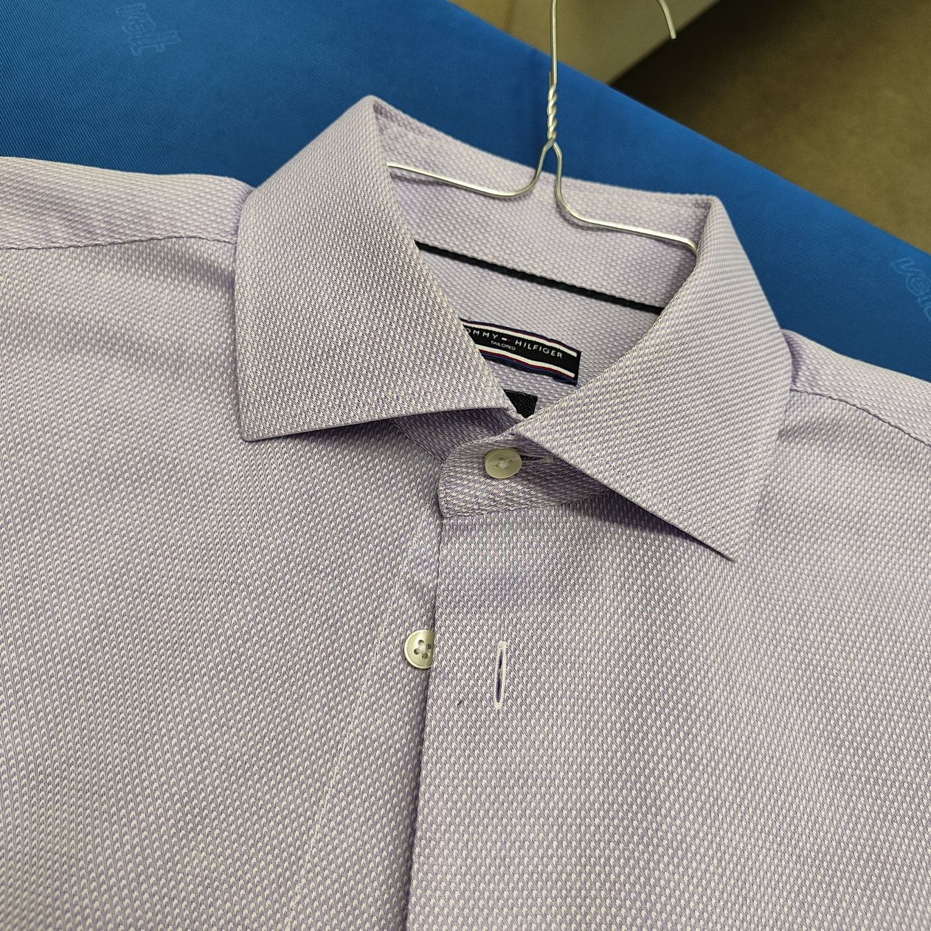 Tommy Hilfiger Camicie: Hilfiger Herrenhemd Gr 41 – Usato da Langnau am Albis venduto da Judithsebi 2