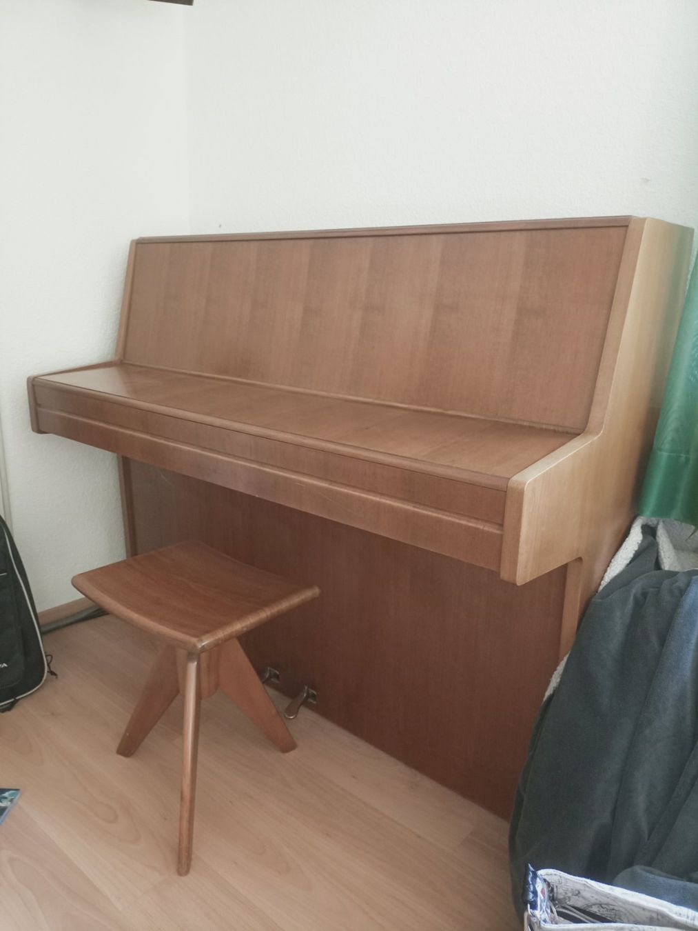 Strumenti musicali: +++SABEL+++ Klavier 100% gestimmt vor ca. 2Jahren. – Usato da Tuebach venduto da bac_7kpb 8