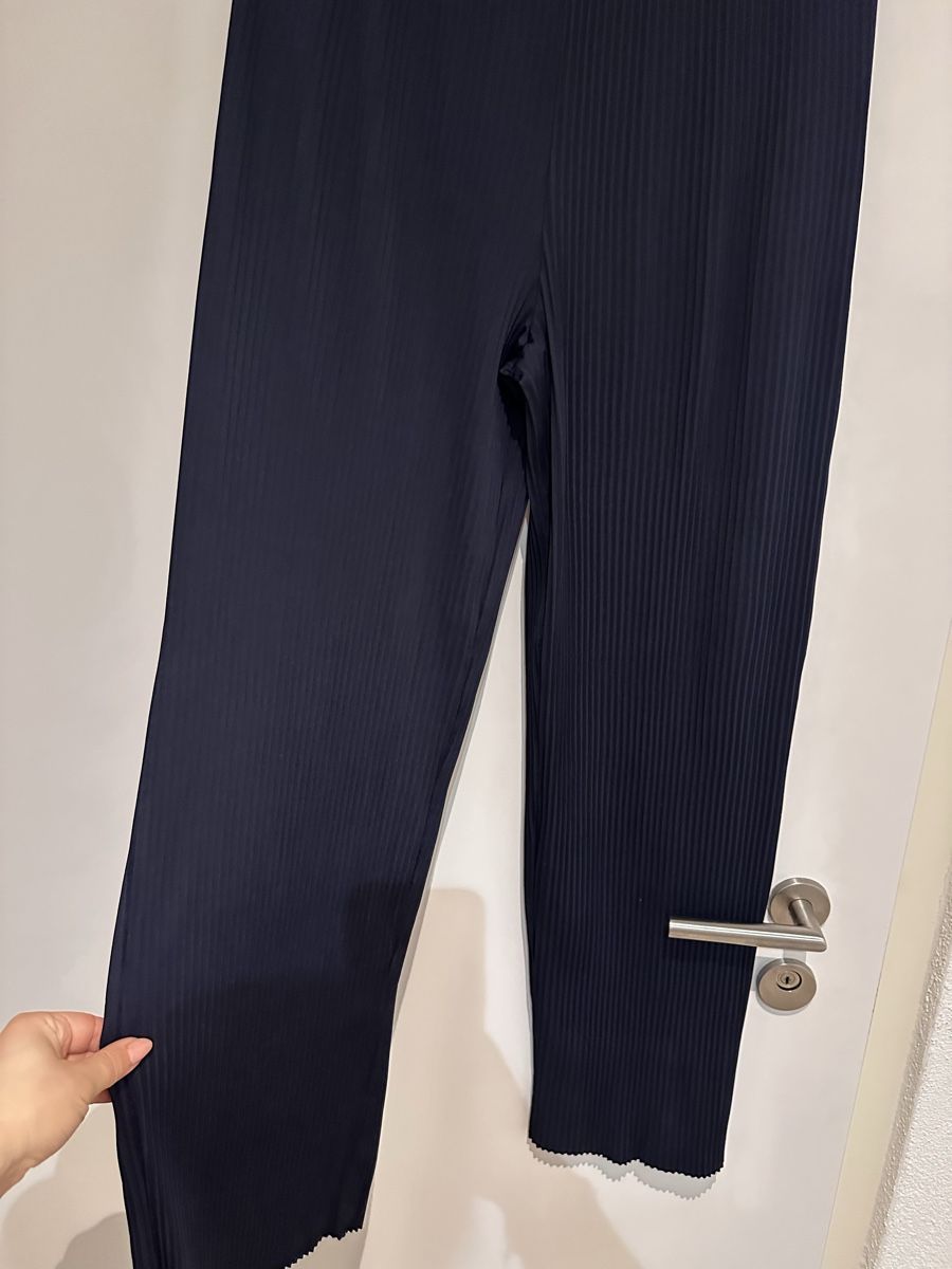 Cinque Pantaloni: Cinque Hose Grösse M – Nuovo e nell'imballaggio originale da Zürich venduto da millaiana 3