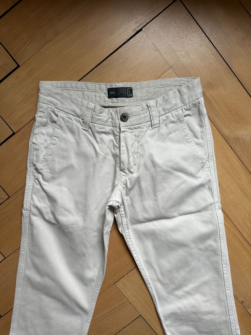 We Hosen: WE - Chino Hose beige W29 L34 – Gebraucht aus Zürich von Diazaio 1