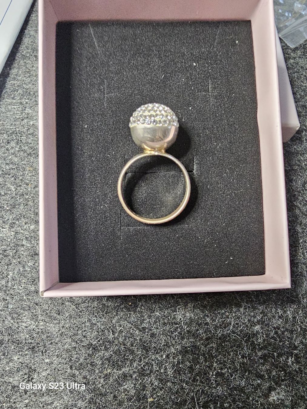 Anelli: Silberring Gr. 53 mit Strass Kugel - Blickfang! – Usato da Wangen b. Olten venduto da tagra69 1