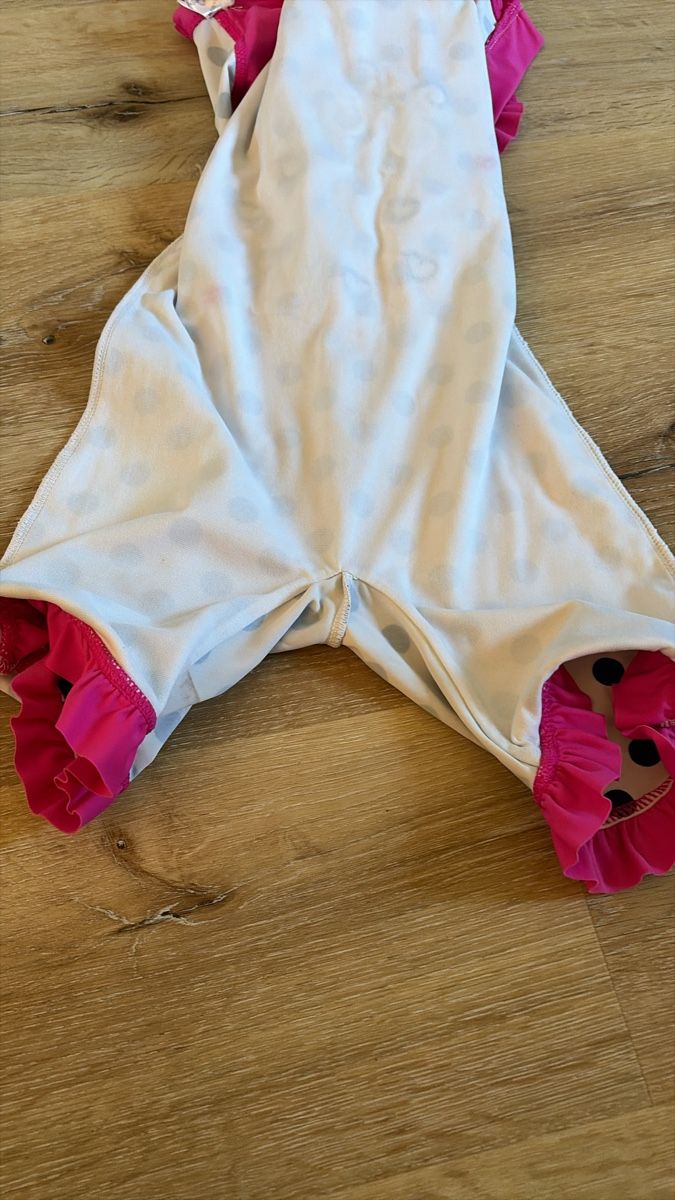 Costumi da bagno & Bikini: Badeanzug mit Badehut 110 – Usato da Rüti ZH venduto da Butterfly206cc 5