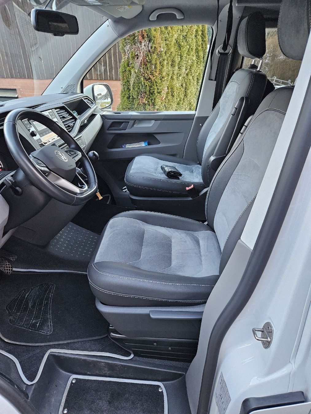 VW Camping Fahrzeuge: VW T6.1 Camper – Gebraucht aus Schmerikon von Obersee0 8