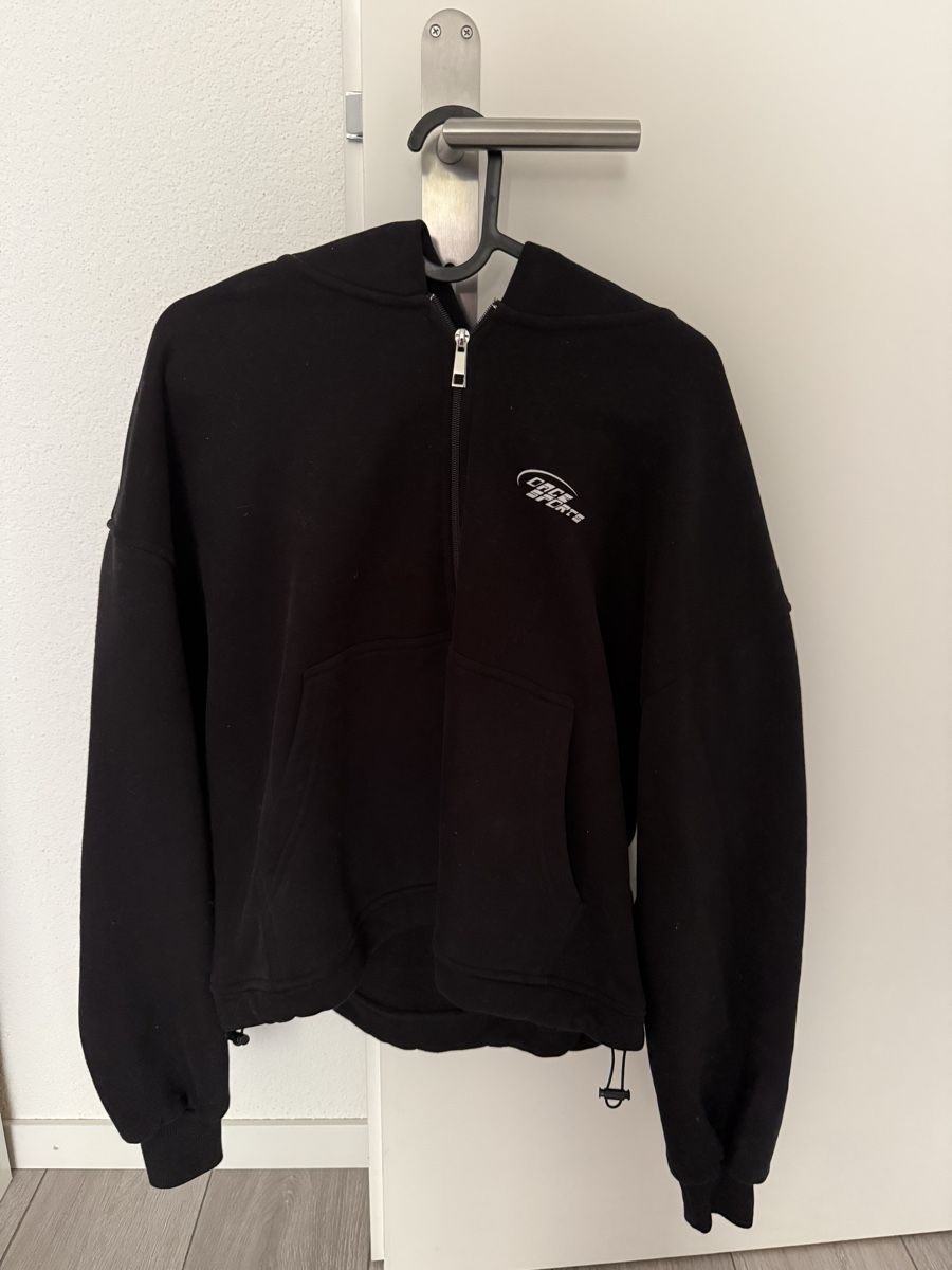 Pullover & Sweatshirts: Sweater – Neu (gemäss Beschreibung) aus Riehen von zvillimchaste 1