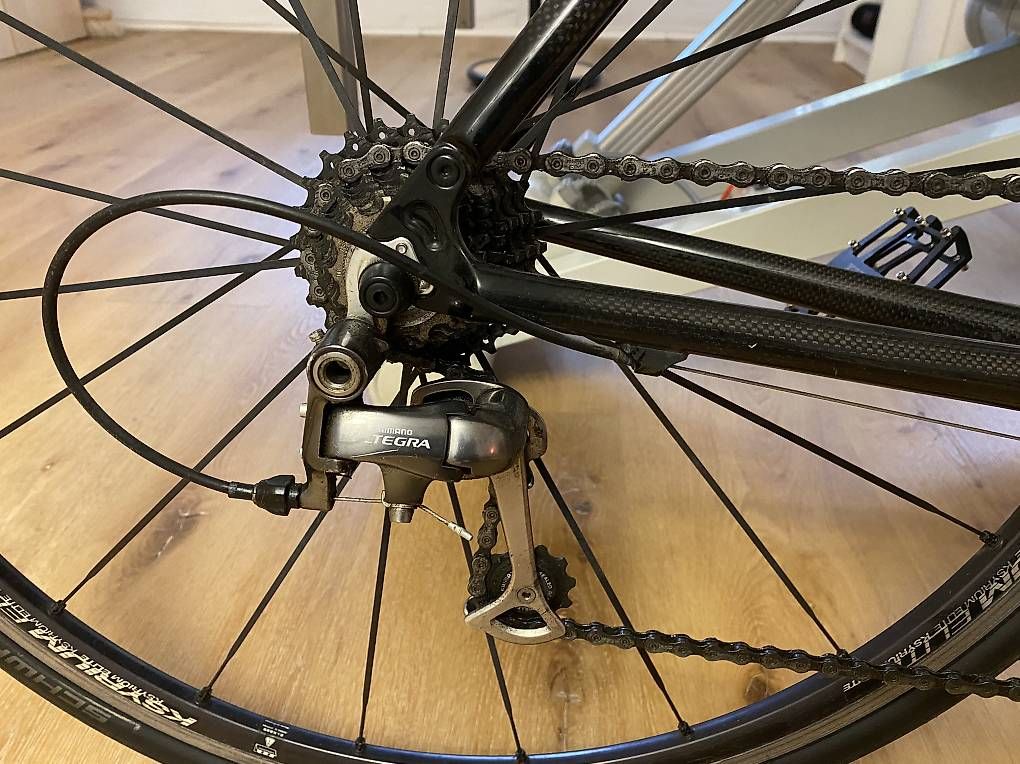 Price Biciclette: Rennvelo Carbon schwarz – Usato da Binningen venduto da Freemischi 1