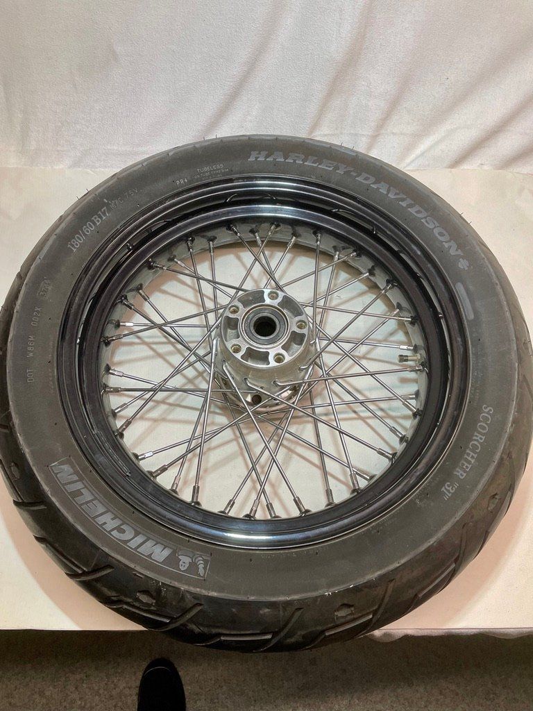 Harley-Davidson Cerchioni: Harley Hinterrad 17" – Usato da Trimmis venduto da hajaho 1