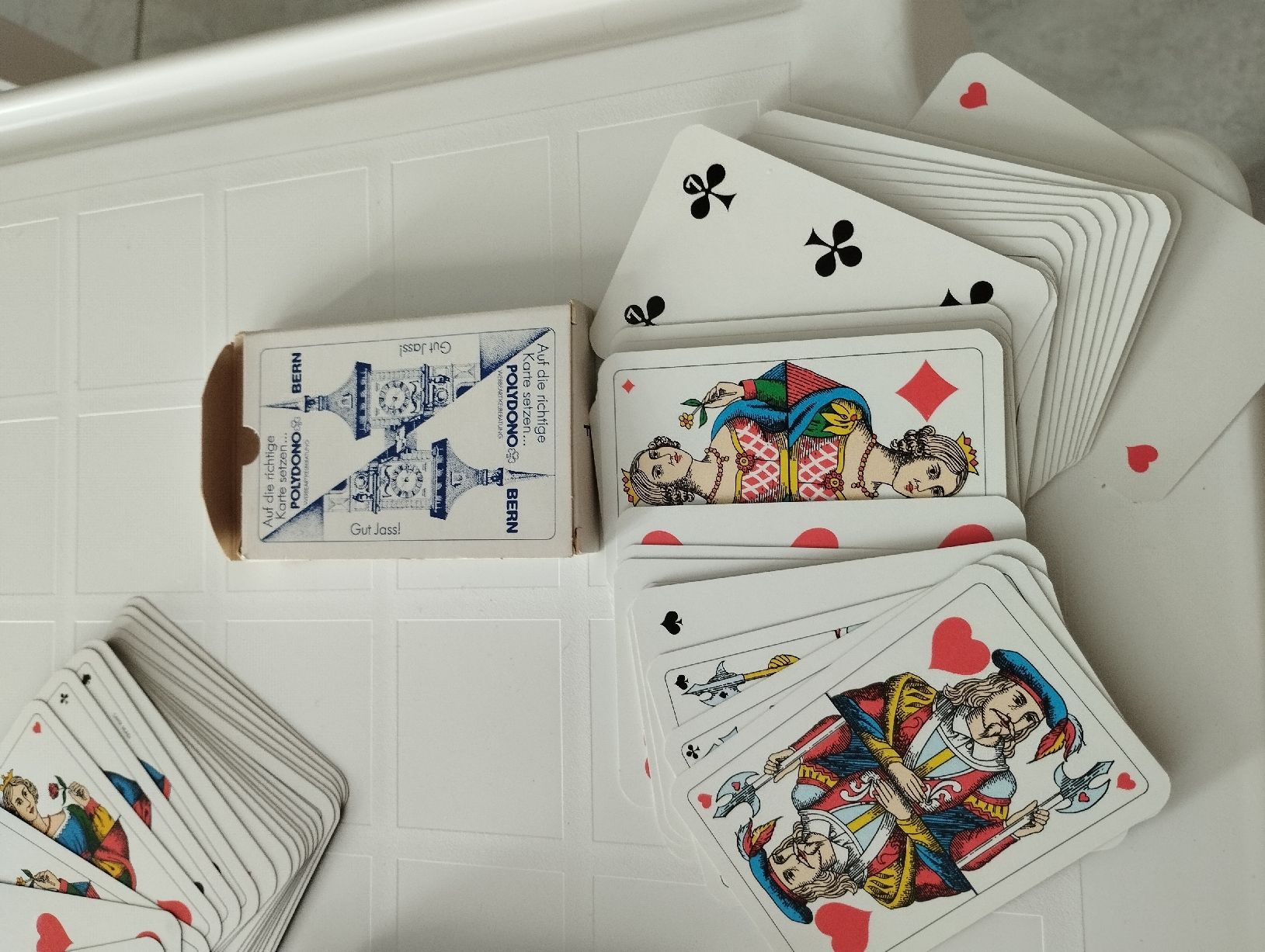 Giochi: 4 Jasskarten Set, Neu, ungebraucht – Nuovo e nell'imballaggio originale da Ostermundigen venduto da Dinge1 4