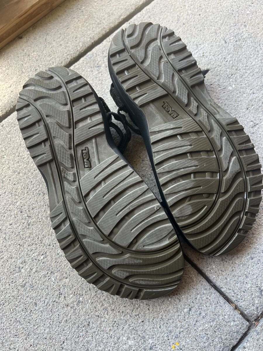 Teva Herrenschuhe: Teva Sandals Black Pattern EU 39.5 Used – Gebraucht aus Glattpark(Opfikon) von Seri_pa 1