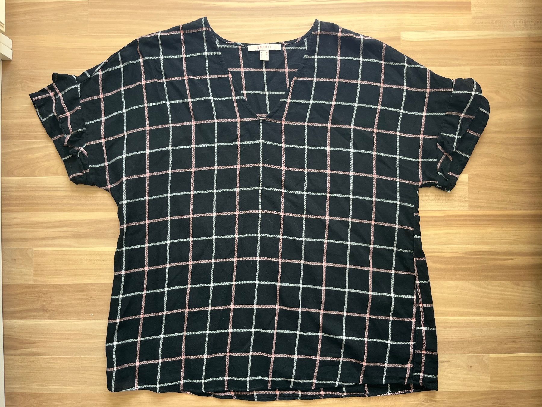 Esprit Camicette: Neue schwarze Bluse von Esprit – Nuovo (secondo la descrizione) da Oetwil an der limmat venduto da Sual 3
