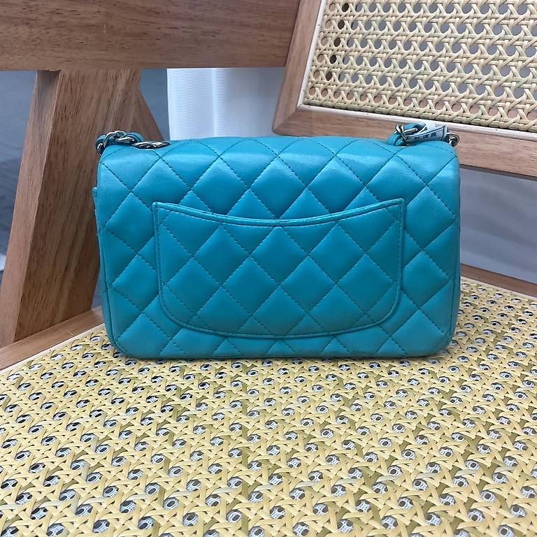 Borse da donna: Chanel Classic Flap Mini Rectangulaire Turquoise  – Usato da Lausanne venduto da Temamapaire 1