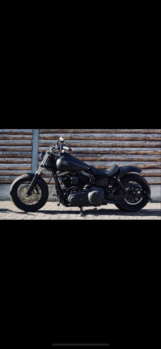 Harley-Davidson Chopper: HARLEY-DAVIDSON FXDB Dyna Street Bob – Usato da Lalden venduto da Lkoepfli 1