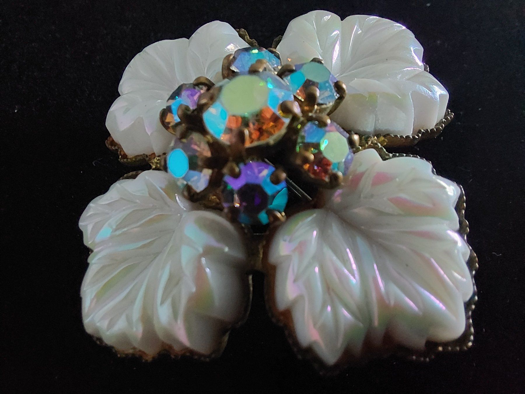 Spille & Fermagli: Alte schöne Brosche in Blumenform, Vintage – Usato da Subingen venduto da K7passt_immer 1