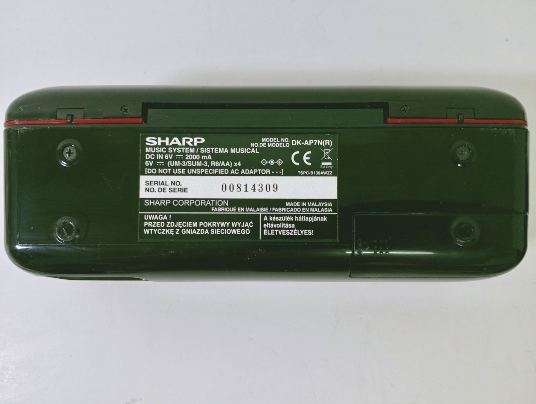 Docking station: Sharp DK-AP7 iPod iPhone Docking Station Schwarz – Usato da Allschwil venduto da Evgeniia78 2