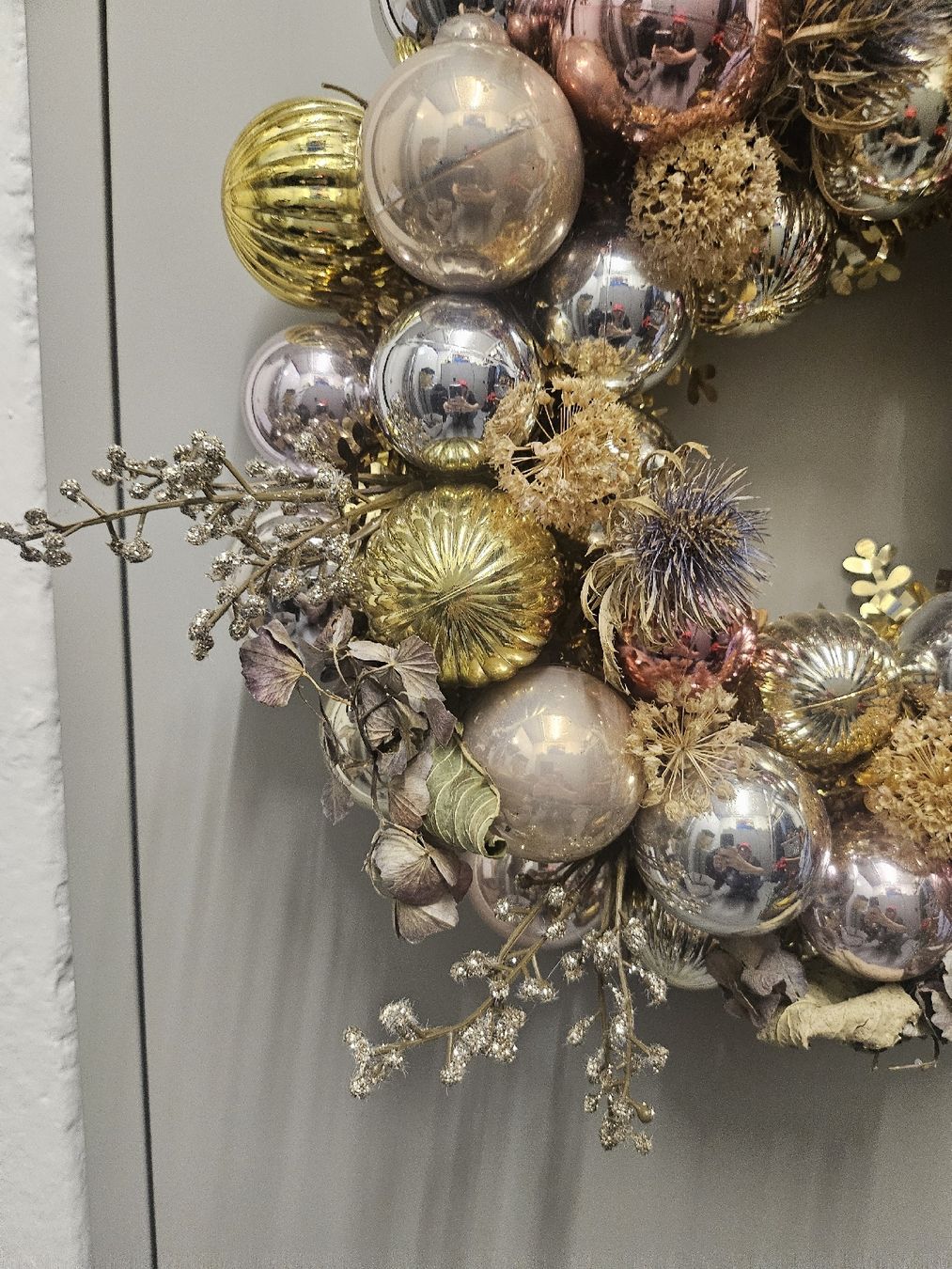 Tutte le decorazioni: handgefertigter Weihnachtskranz mit Kugeln getrocknete Blume – Usato da Zürich venduto da eri_8w5v 1