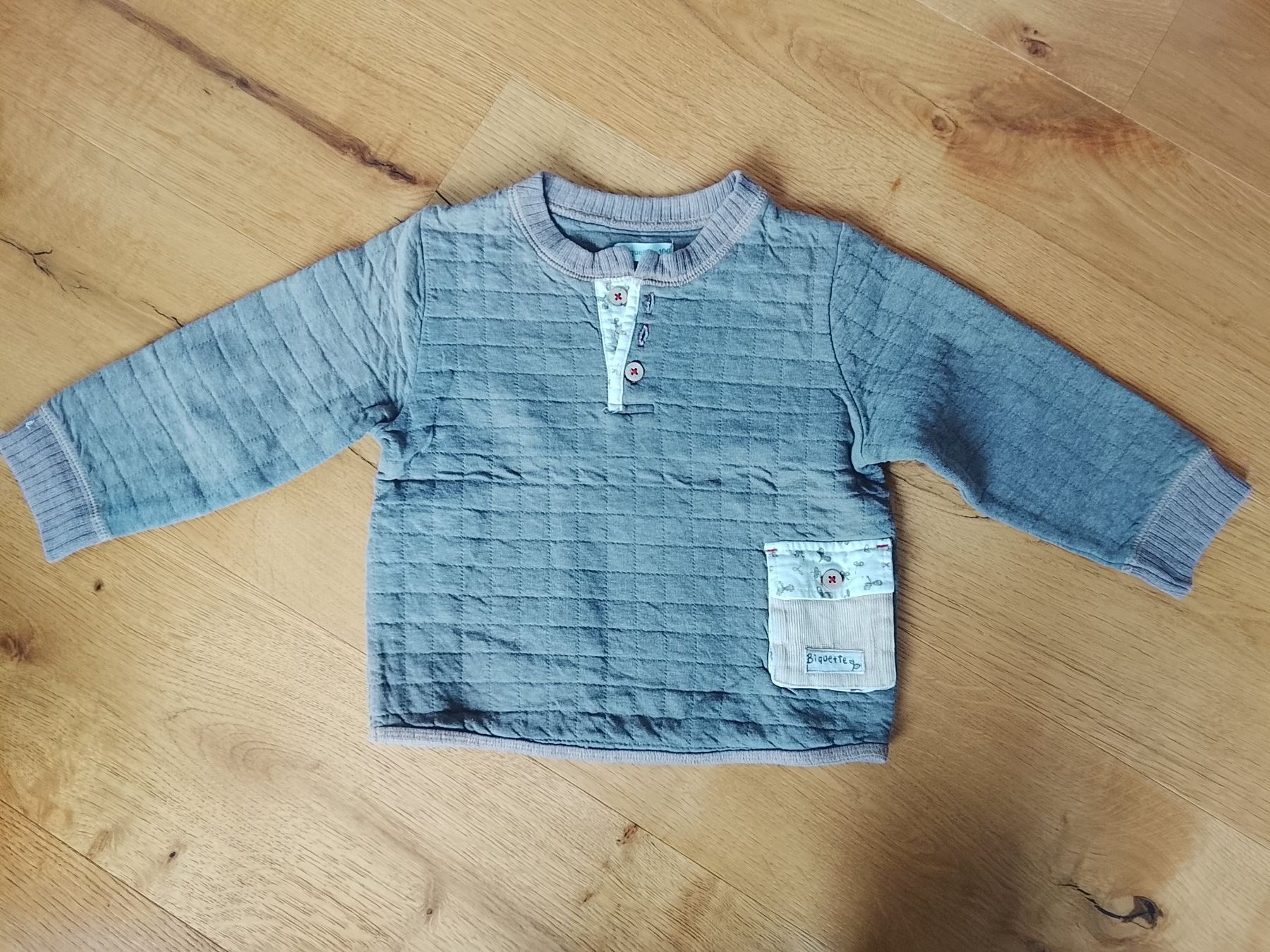 Pullover & Sweatshirts: Pullover 100 cm – Gebraucht aus St. Gallen von Okonomyiaki