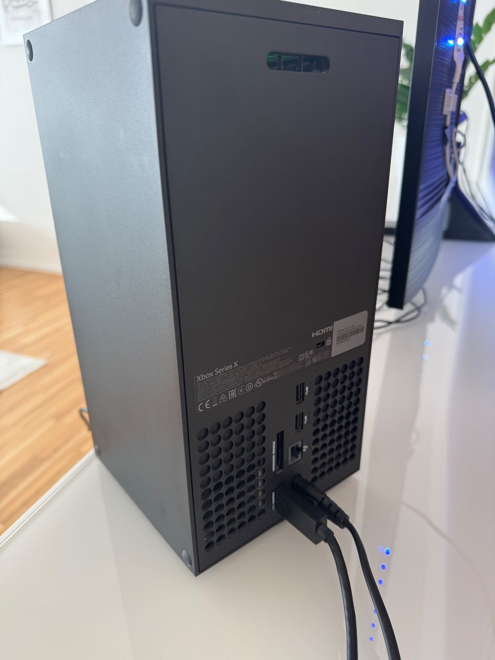 Microsoft Konsolen: XBOX Series X – Gebraucht aus Utzenstorf von april0273 4