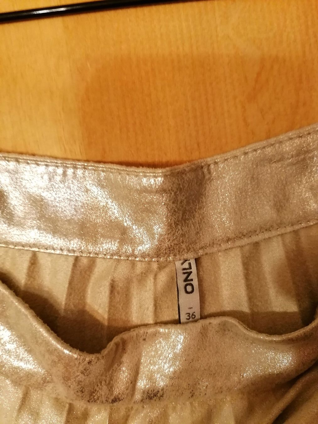 Only Gonne: Only Rock Gr. 36 – Usato da Stettlen venduto da gpa18 1