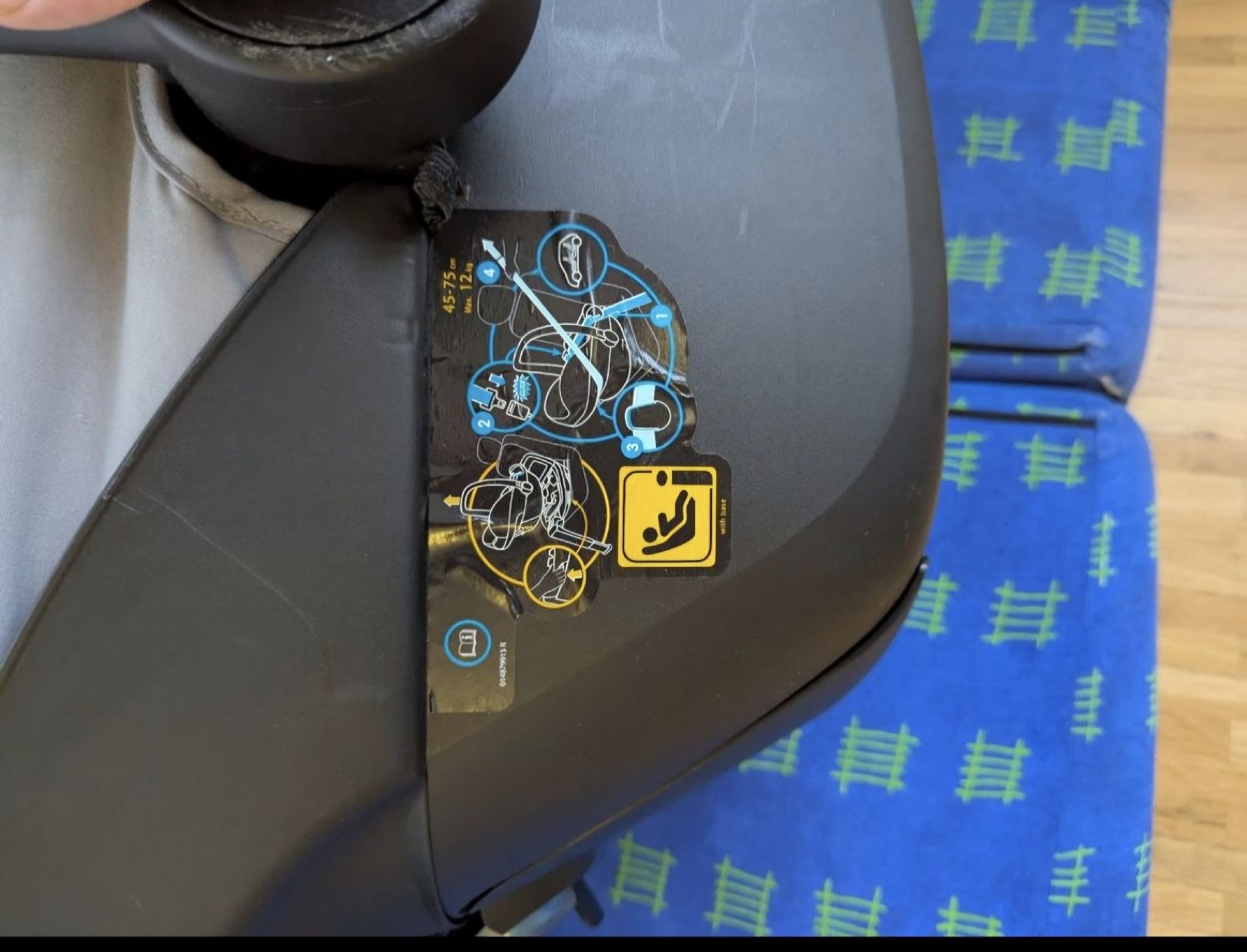 Maxi-Cosi Auto-Kindersitze: Babyschale mit Isofix – Gebraucht aus Langnau am Albis von ins_k9mm 3