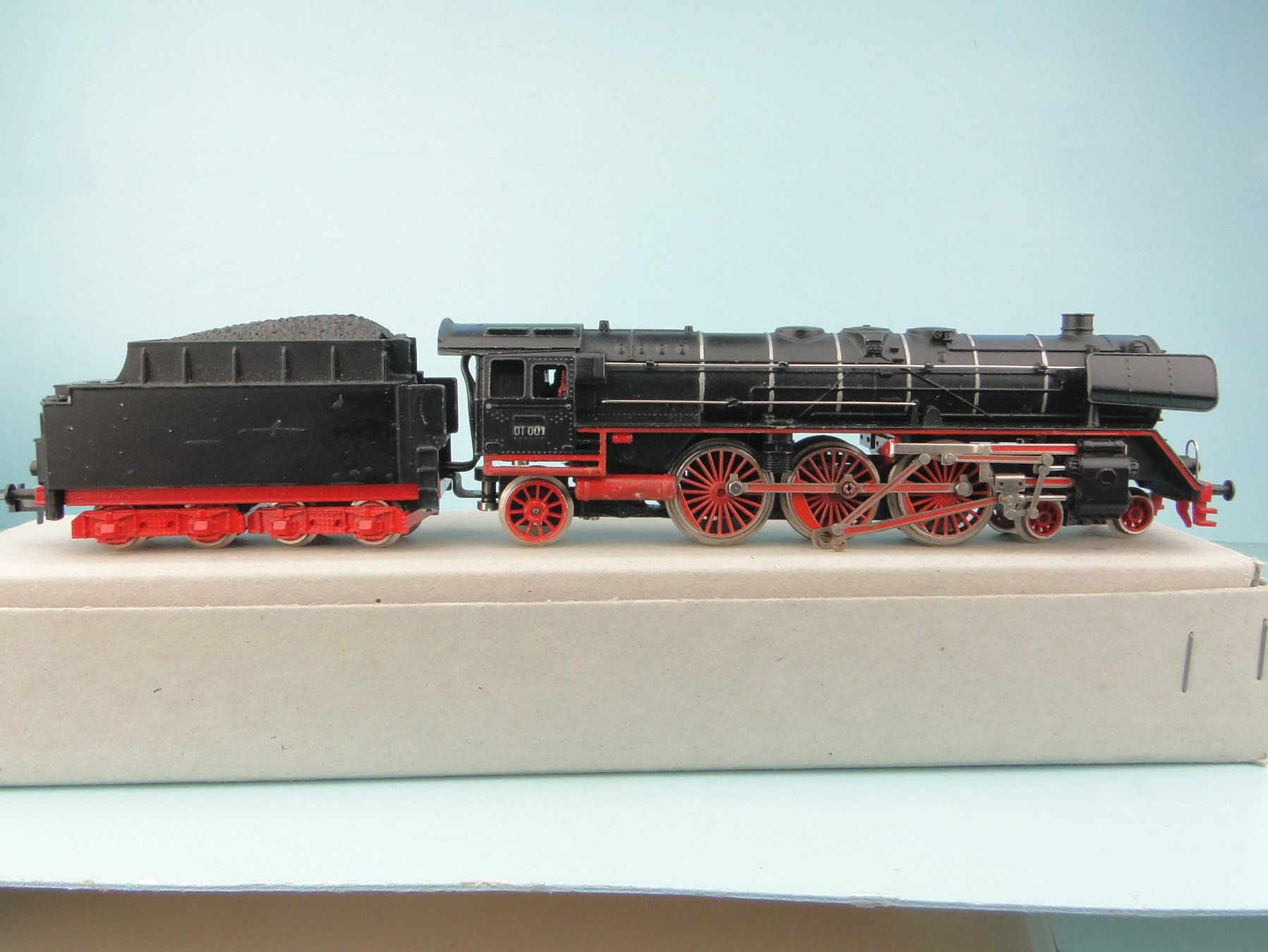 Trix Modellini di ferrovie: Trix Int BR 01, Gleichstrom, Guss – Usato da Bülach venduto da cann11 5