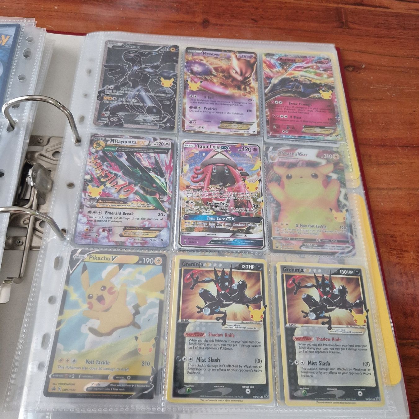 Pokémon Carte collezionabili: Pokémon Celebrations Masterset EN – Nuovo (secondo la descrizione) da Thayngen venduto da Misanthrop01 1