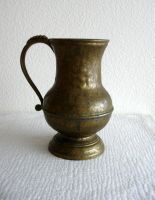 Schwere, alte Gussmessing Vase, Krug, Behälter, Topf