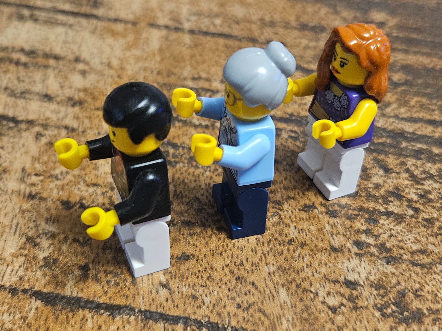 Lego Kit di costruzioni: lego lot de 3 figurines – Usato da Confignon venduto da Ecrofigs 2