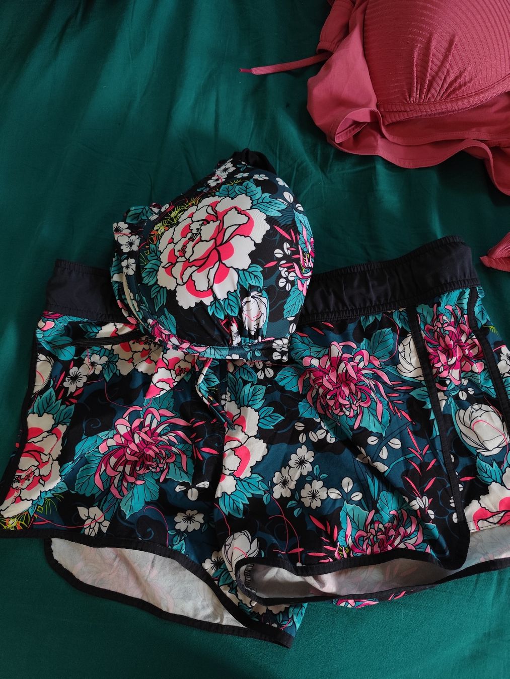 Decathlon Badekleider & Bikinis: lot de 2 maillot de bain  – Gebraucht aus Cudrefin von laf_b28y 2