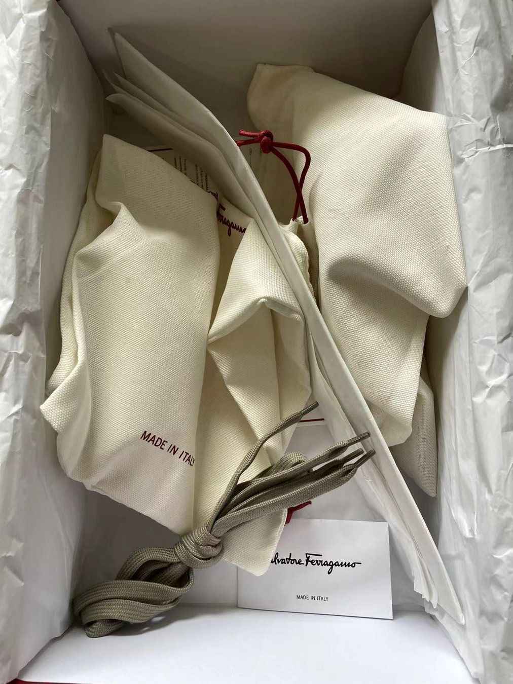 Salvatore Ferragamo Scarpe da uomo: Salvatore Ferragamo chaussures – Nuovo (secondo la descrizione) da Genève venduto da sha_rrt5 4