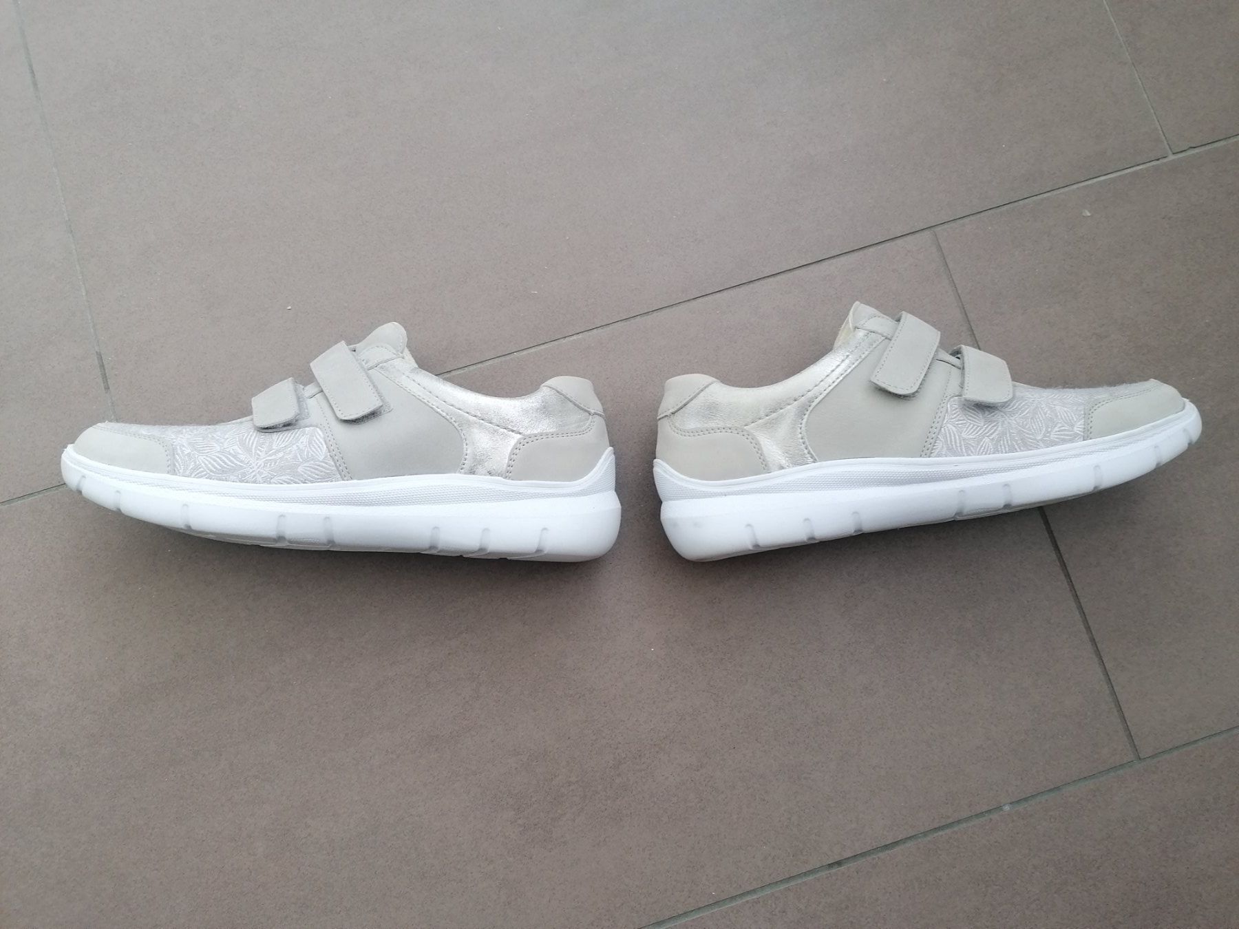 Scarpe da donna: Waldläufer Damen Halbschuhe Gr.US 7 1/2 – Usato da Reiden venduto da mja_2bsk 4