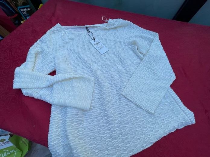 Maglioni & Felpe: Damen Pullover NEU mit Etikett weiss XL – Nuovo e nell'imballaggio originale da Bergdietikon venduto da antovale
