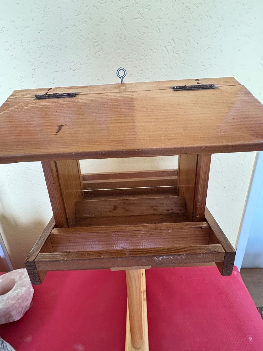 Casette per uccelli: Vogelfutterhaus Holz mit Ständer gebraucht – Usato da Neftenbach venduto da Rose40 4