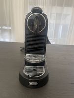DeLonghi Kaffemaschine inkl. Kapselhalter