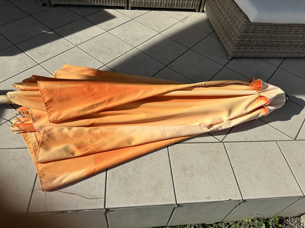 Ombrelloni: Grosser Sonnenschirm – Usato da Trimbach venduto da Mawu71 7