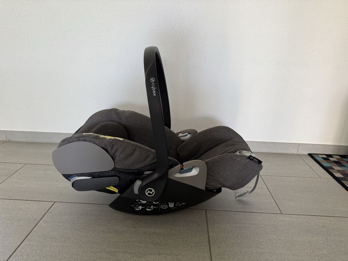 Cybex Auto-Kindersitze: Cybex Cloud Zi-Size Plus grey – Gebraucht aus Jona von Micky1819 1