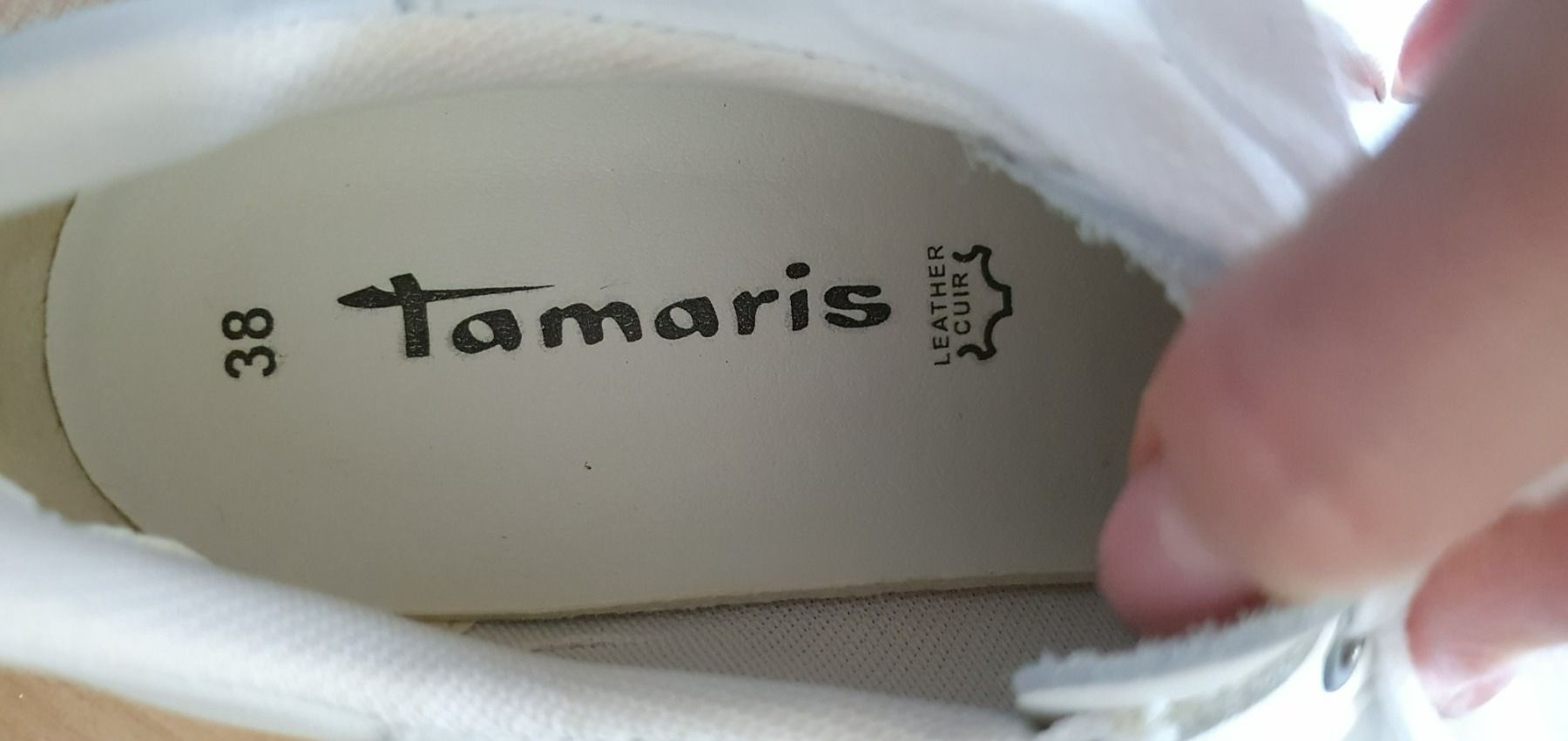 Tamaris Scarpe da donna: Tamaris Sneaker Weiss Gr. 38 – Nuovo (secondo la descrizione) da St. Gallen venduto da rid_2fs2 4