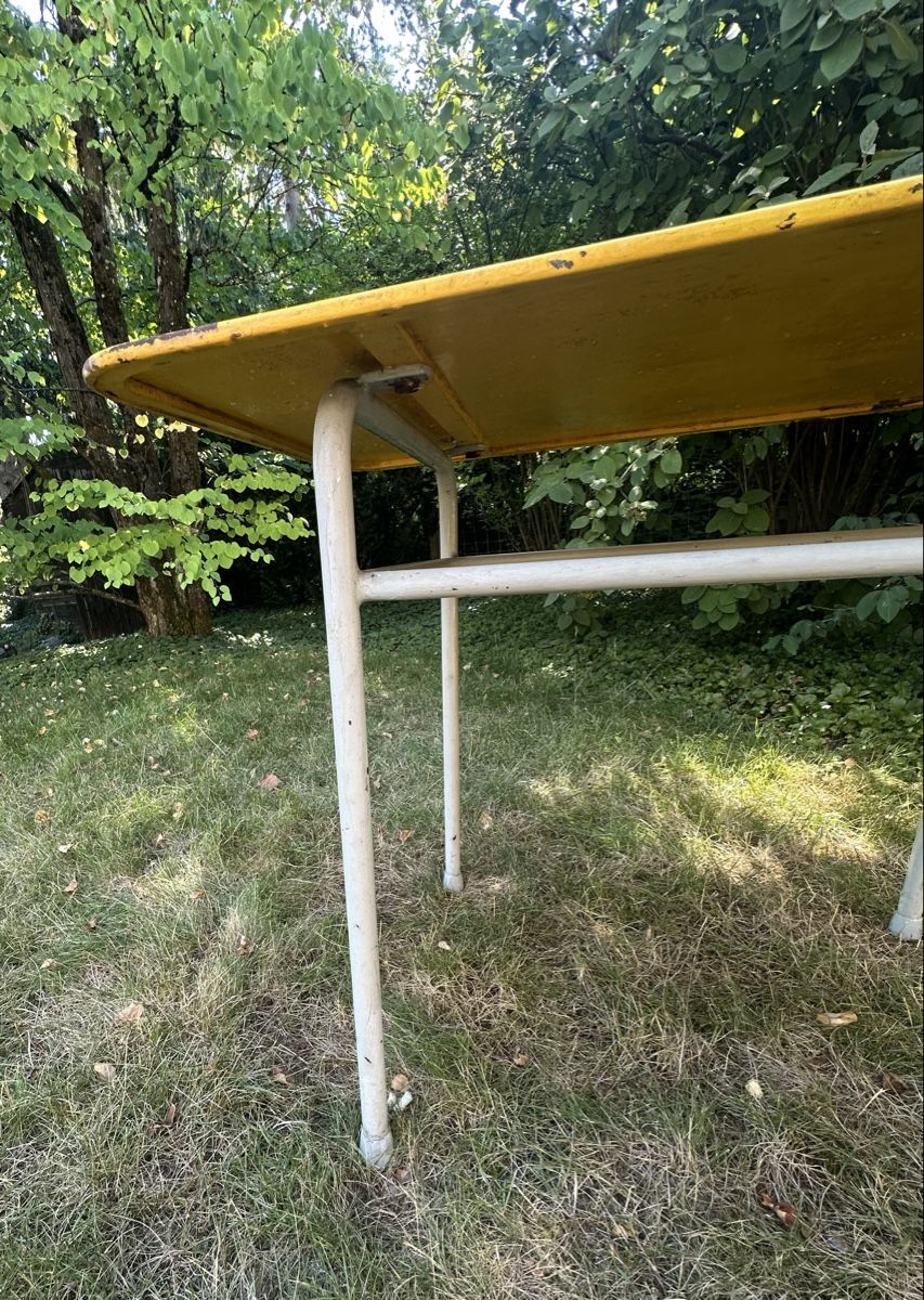 Tavoli: Gartentisch aus den 60er Jahren – Usato da Oberwil BL venduto da orsay 2