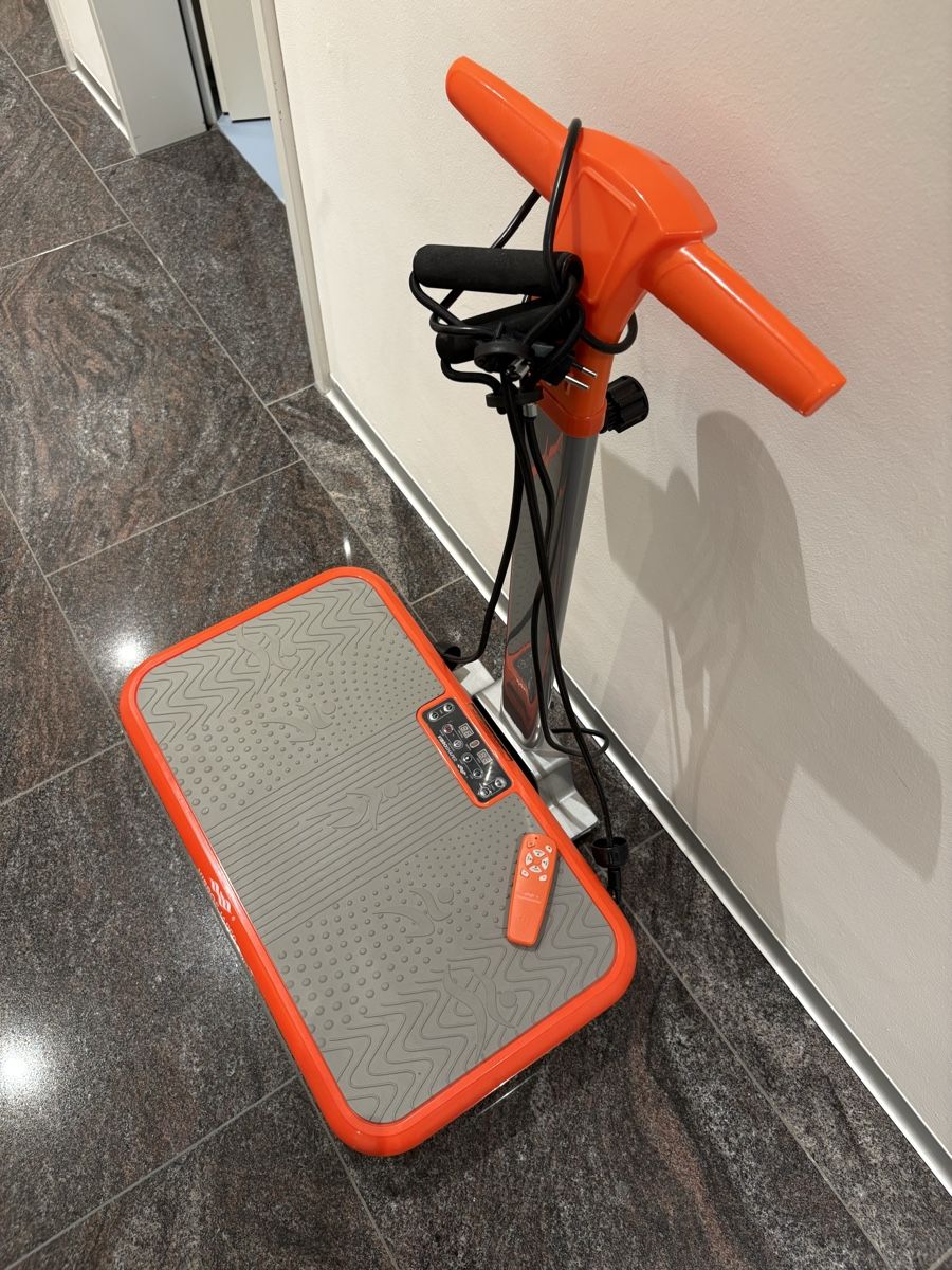 Vibroshaper Vélos d'appartement: Vibro Shaper – D'occasion à Wittenbach par kramerei.vanessa 1